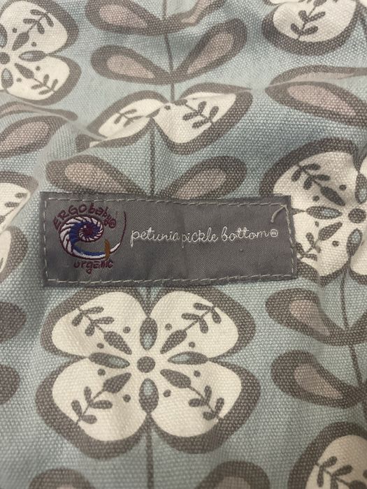 Eegobaby раница за бебе / кенгуру