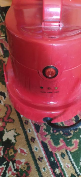 Продам отпариватель для одежды вертикальный