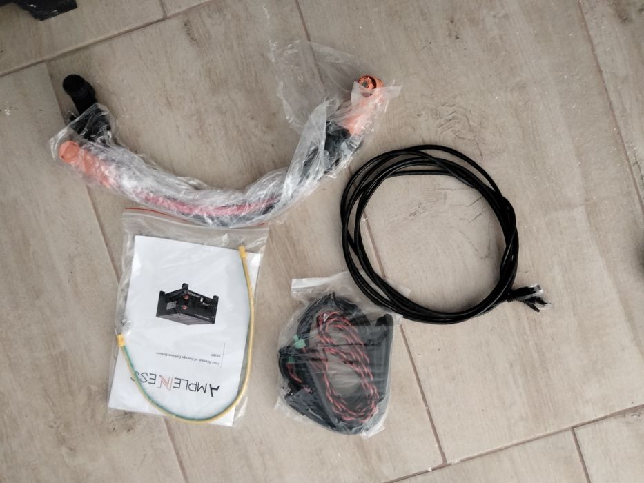 Vând acumulator solar Ampleness