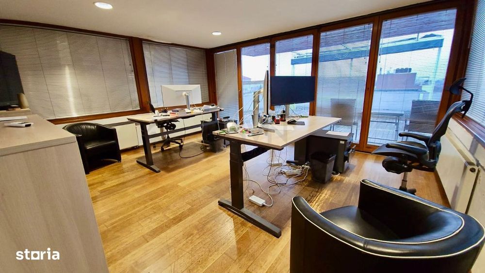 Triplex - 6 camere I Terasa 75 mp I View Superb I De vanzare