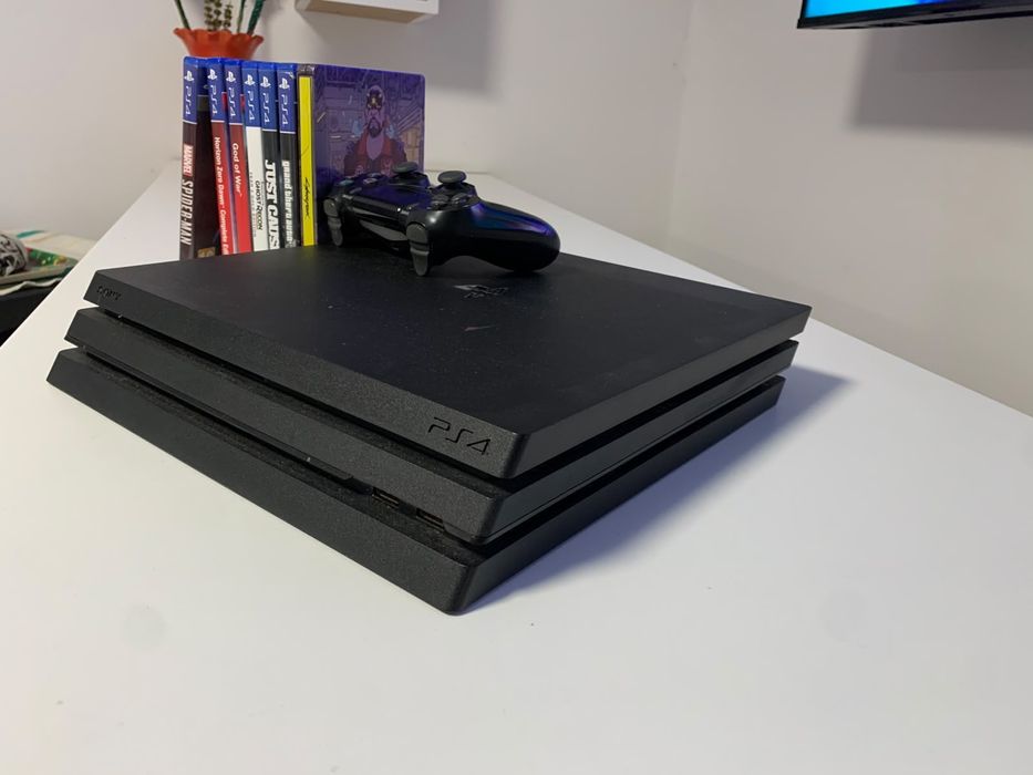 Vand PlayStation 4 Pro