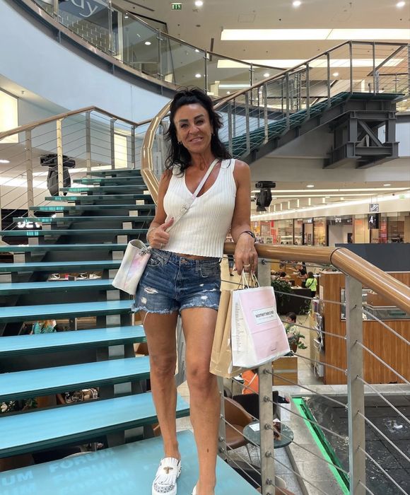 Blugi scurti de vara