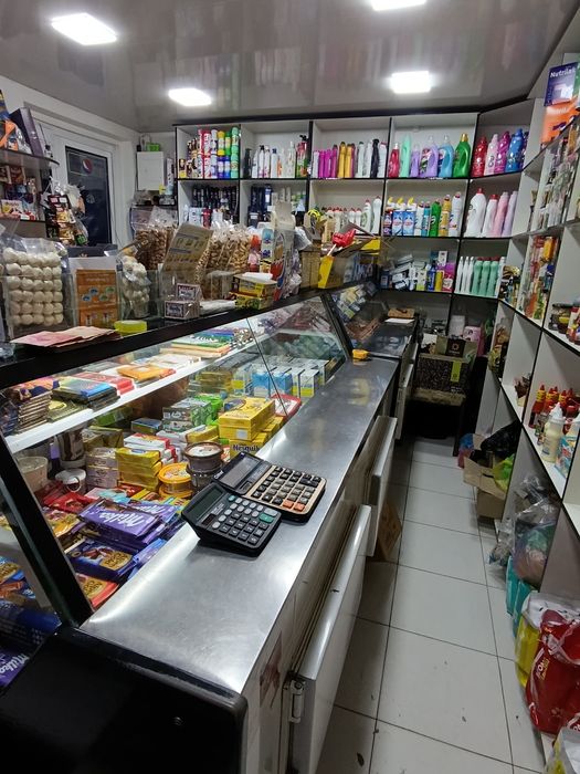 Витрина холодильник