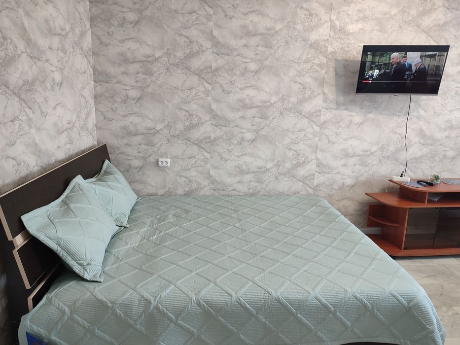 Сдам 2,1 ком квартиру посуточно