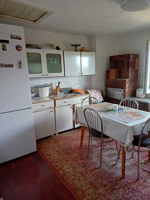 Casa spatioasa, 6 camere, 2 bucatarii + Anexe, Teren 1971mp