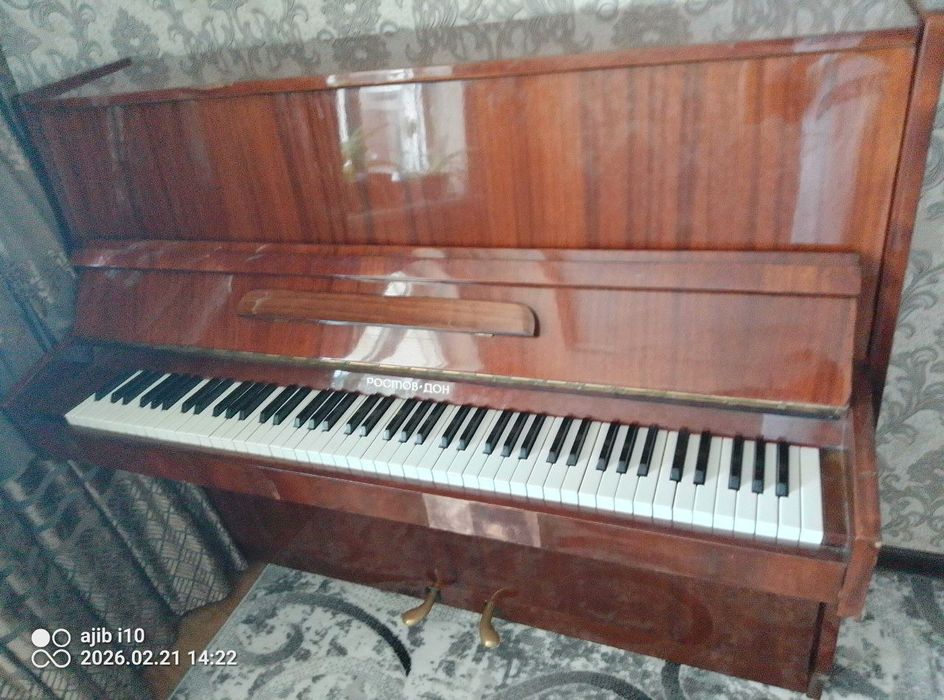 Срочно продаётся пианино