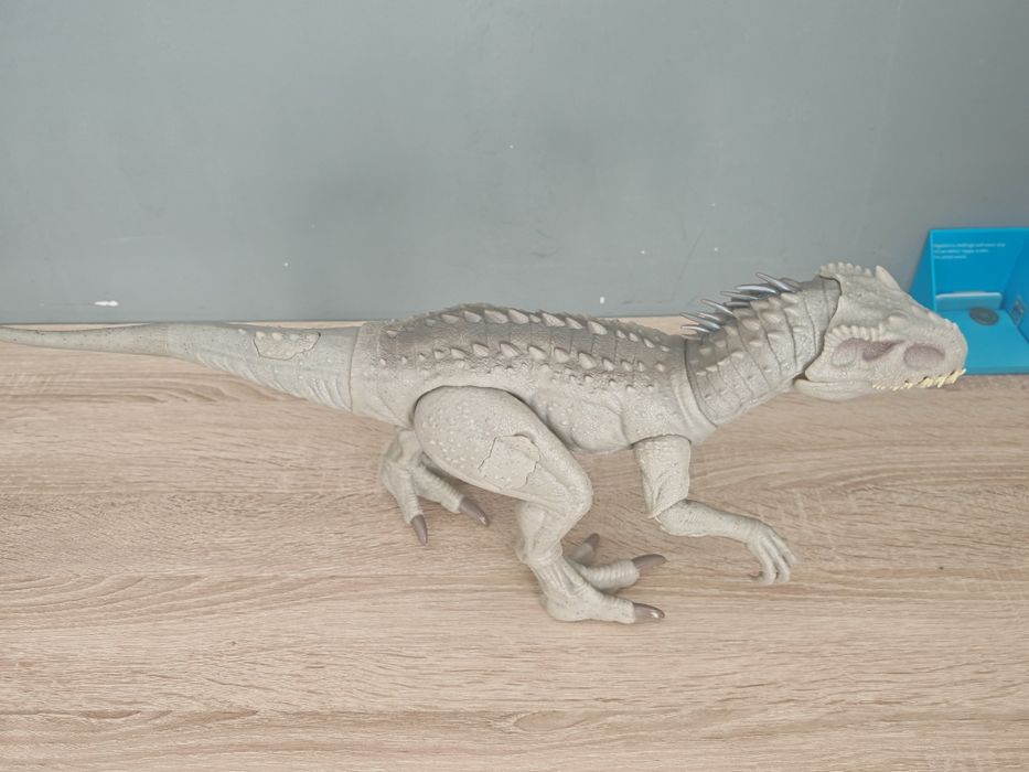 Dino trackers camouflage battle indominus rex jurassic world