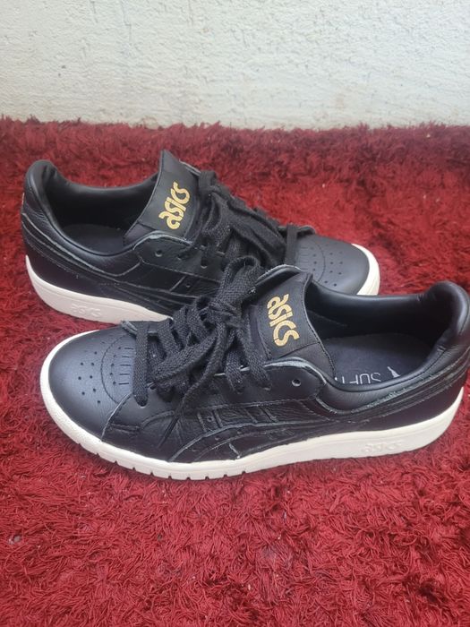 Adidasi dama Asics