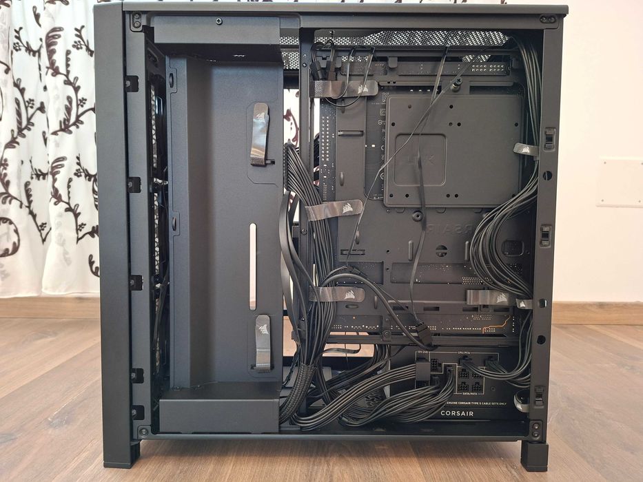 Gaming PC Ryzen 7 9800X3D / RTX 5070 / 32GB RAM / 2TB SSD