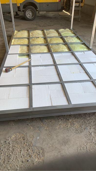 containere structura metalica