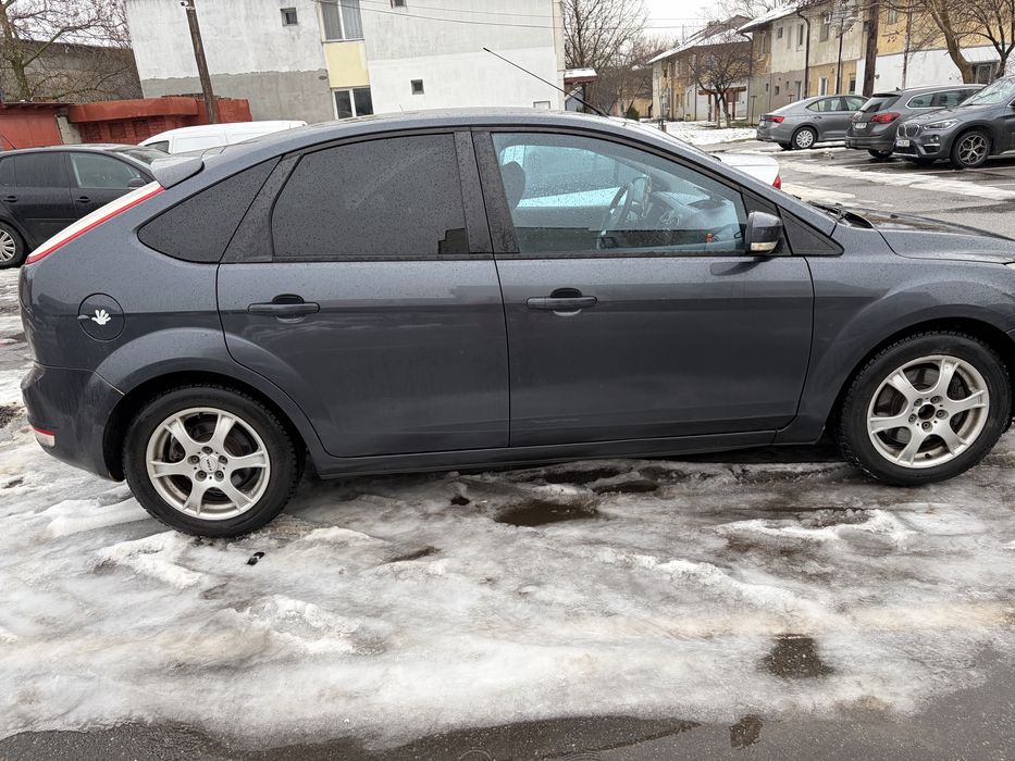 Ford Focus MK2 titanium