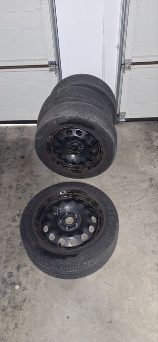 4 бр. оригинални метални джанти  205/55/16– Skoda Octavia A3 + летни г