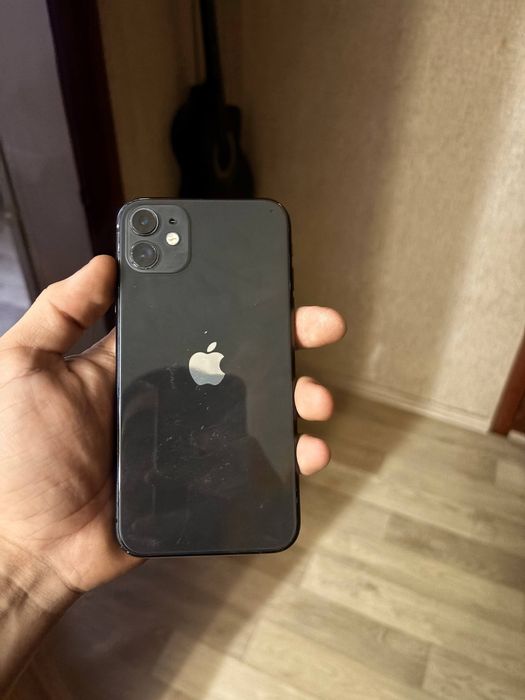 Продам айфон 11 в хорошем состоянии