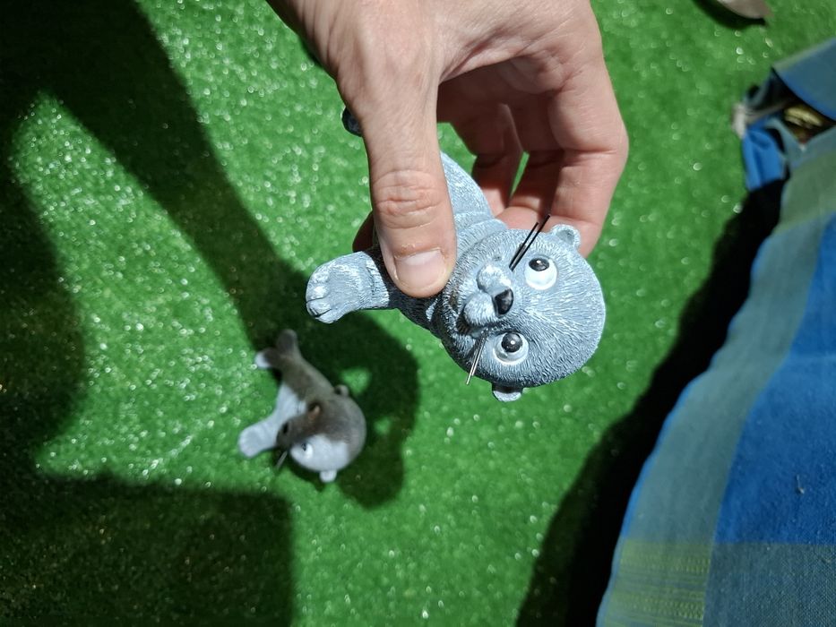 Малки сладки статуетки