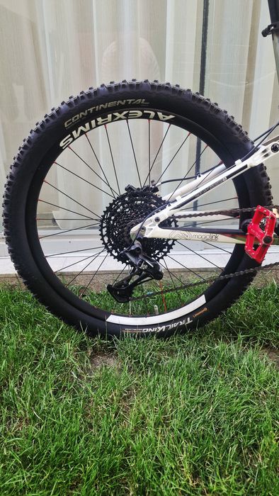 Bicicleta Full Suspension Kona2+2