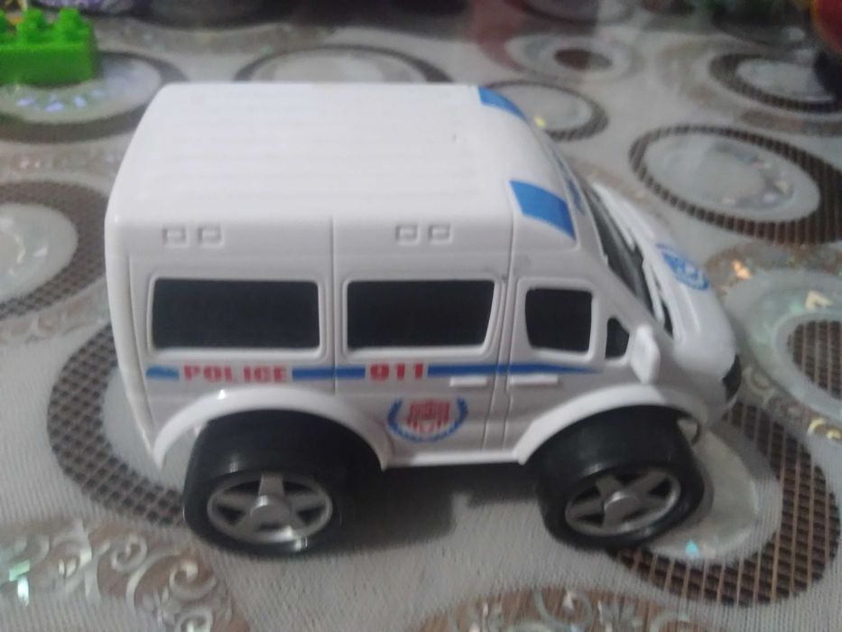 Игрушки для мальчика