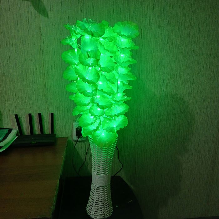 Продается LED лампа "Ваза с цветами"