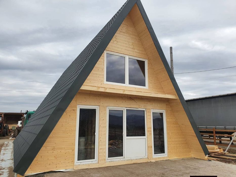 Cabane A Frame construite din structura de lemn