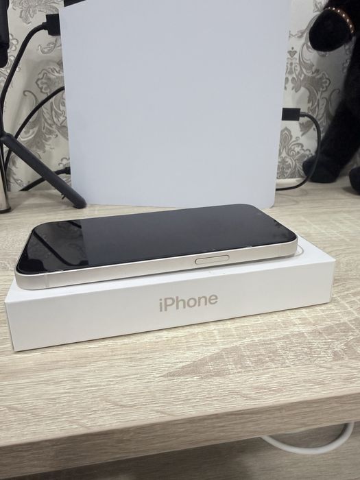Iphone 13 128GB Starlight