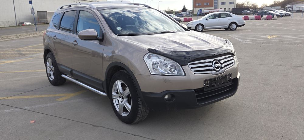 Nissan  Qashqai climatronic 4x4 7 locuri