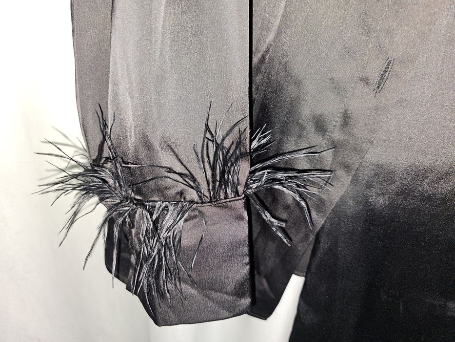 Двойка чёрный 6000 тг.