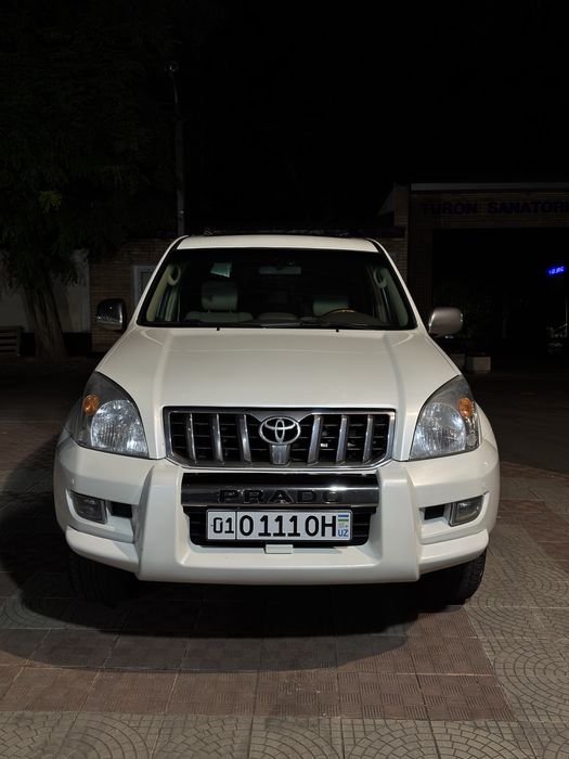 Toyota prado 120. 4 L