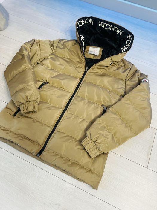 Geaca crem moncL marimea S