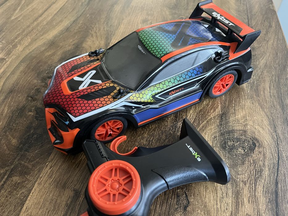 Кола с дистанционно Exost