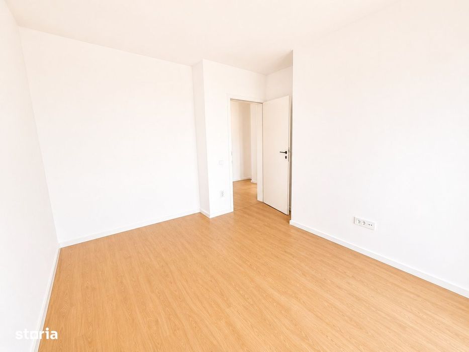 De vânzare apartament 3 camere bloc tip butiq