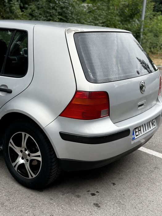VW Golf 4.
