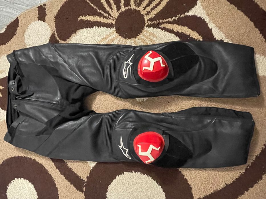 Echipament alpinestars complet și cască agv