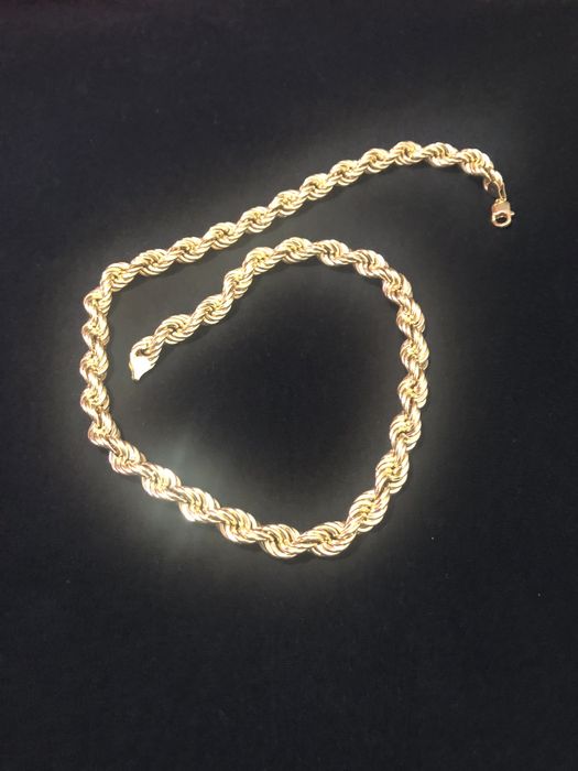 49 gr 18 k 750   61 cm