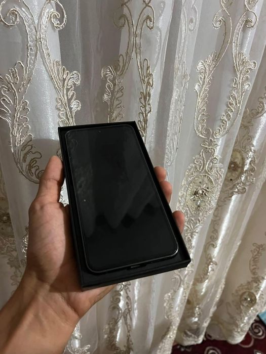 Samsung s 24 fe.