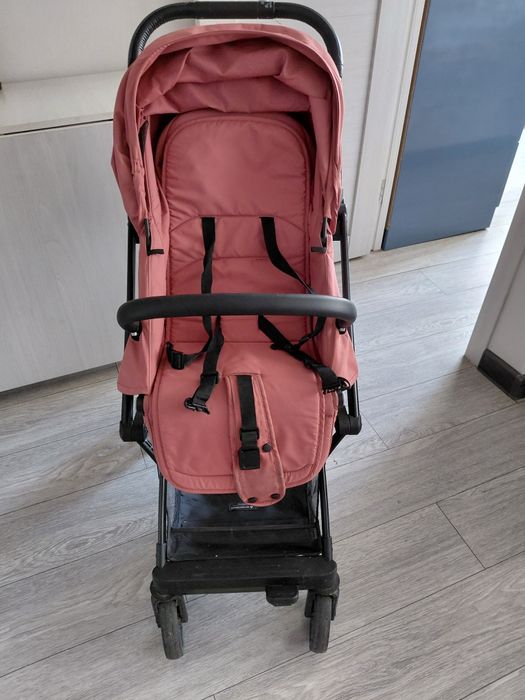 Коляска прогулочная