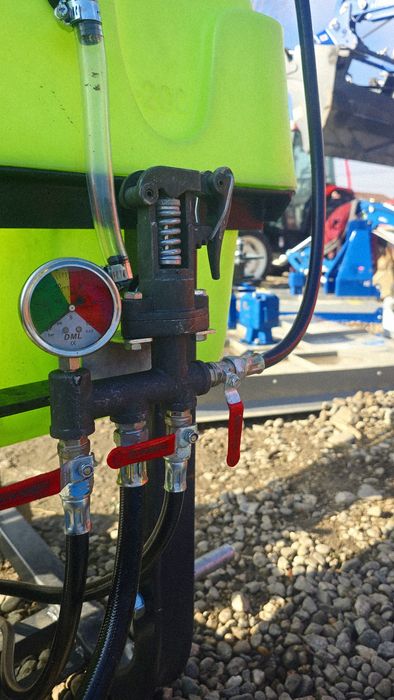 Instalatie met erbicidat PROFESIONAL pompa ierbicid diuze bazin masina