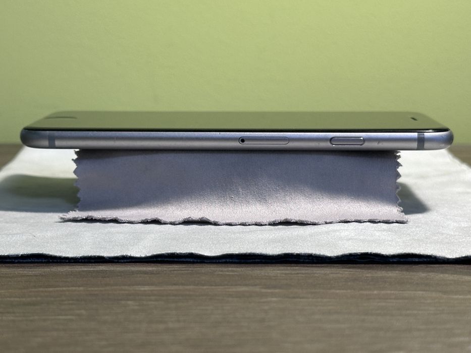 Apple iPhone 6, Space Gray, 16 GB