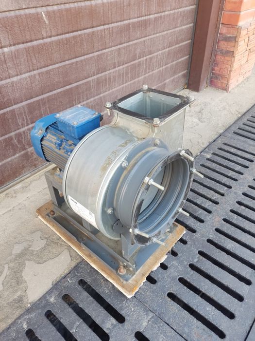 Вентилятор улитка (радиальный) с электродвигателем