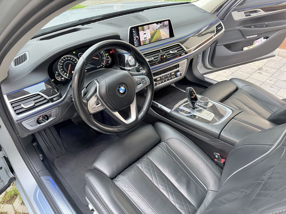 BMW Seria 7 - 740d xDrive 320cp Individual , Trapa , Laser , Proprietar !