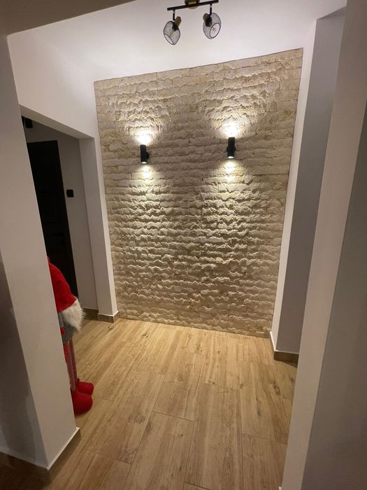 Apartament 4 camere, etaj 4/4, Malu roșu