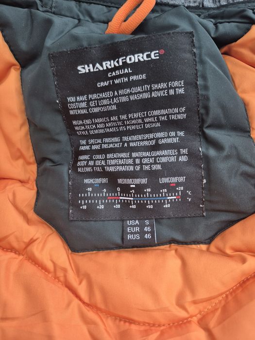 Продается зимняя куртка