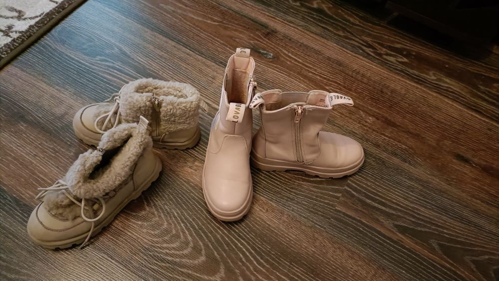 Ghete și cizme măsură 28- 130 ron toate