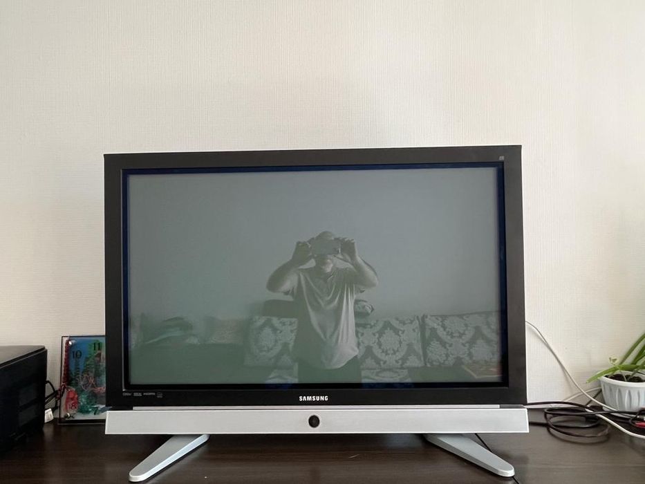 Продам телевизор самсунг