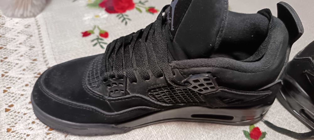 Air Jordan 4 Retro Black