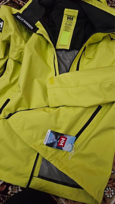 Ветровка Helly Hansen