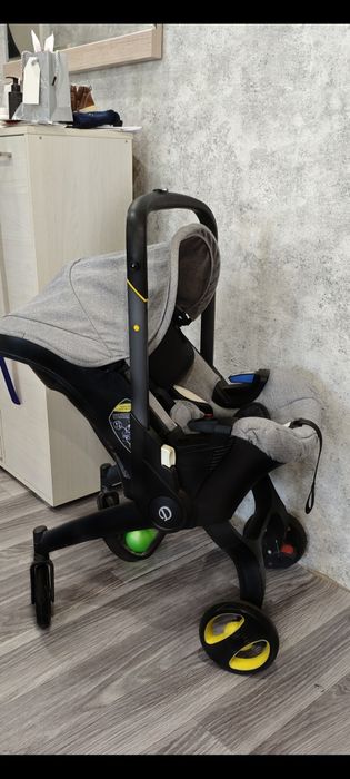 Продам коляску -автолюльку