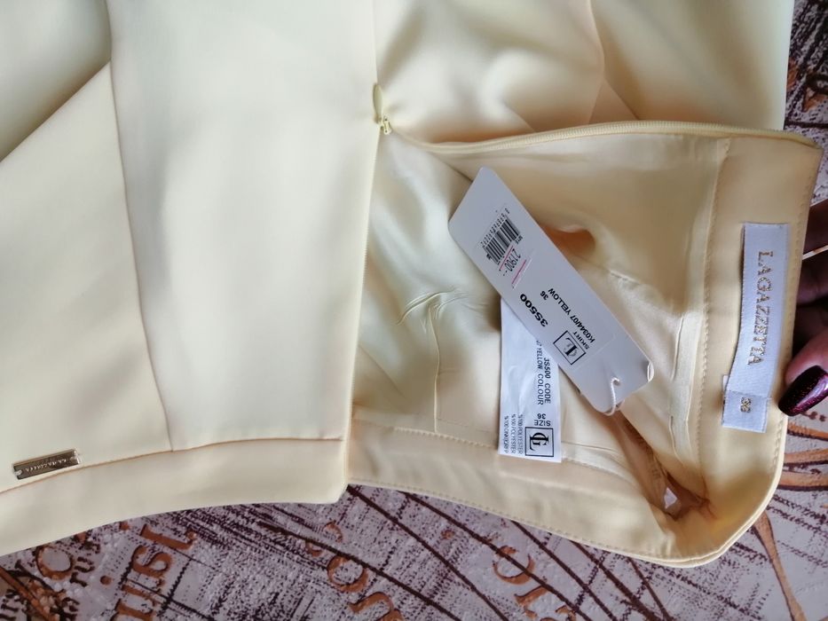 Продам классический костюм