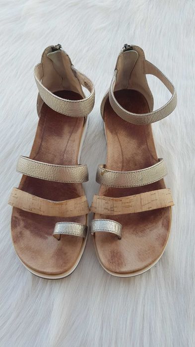 Дамски сандали UGG №37/38 естествена кожа