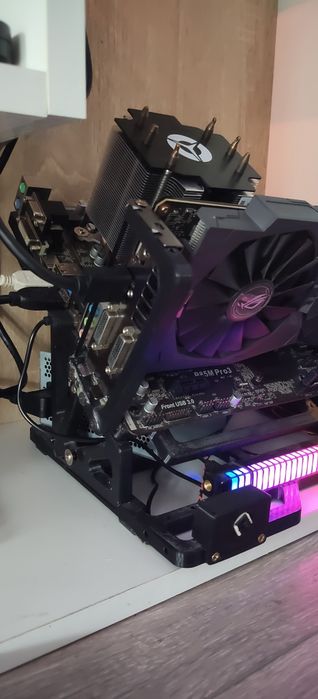 Pc gaming altfel. i5 4690, 16gb ram, gtx 1050ti 4gb, ssd 128+1 tb