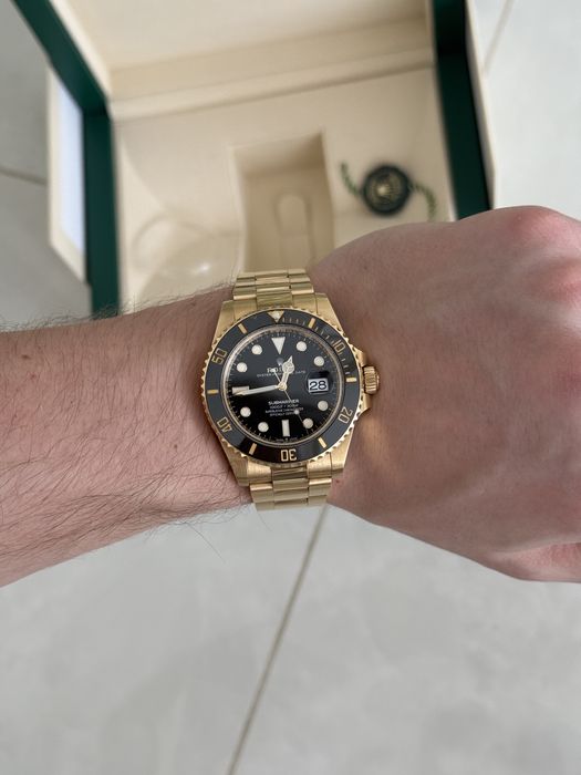 Rolex Submariner Date 41 mm – Yellow Gold 18K - FULL SET