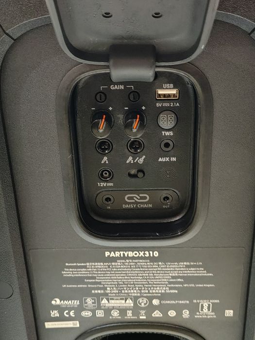 Продавам JBL partybox 310